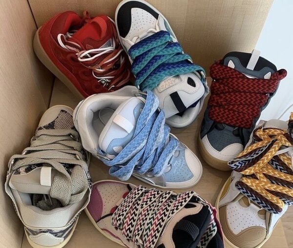 Sneakers pour hommes divers