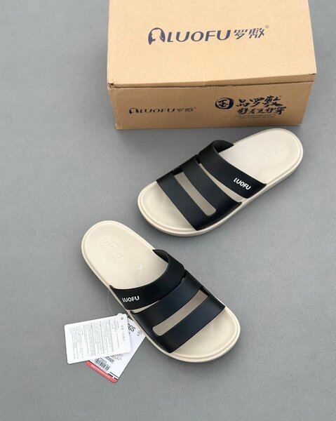 Claquettes confortables LUOFU