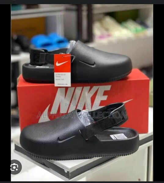 Nike calm mule