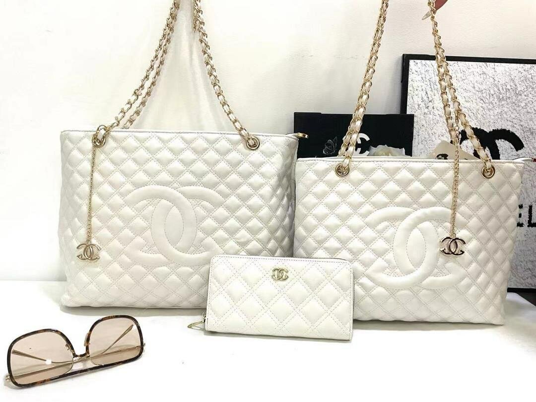 Chanel hand bag