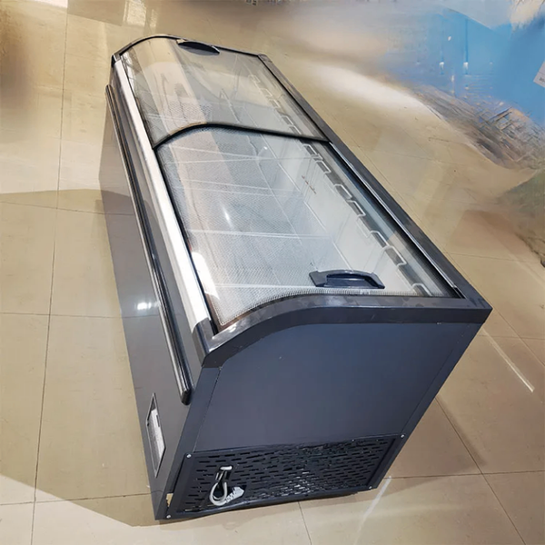 Congélateur de vente au détail