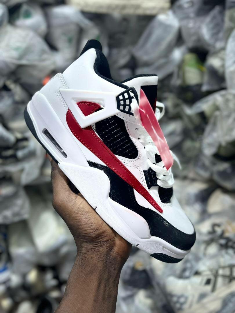 Nike Jordan retro 4