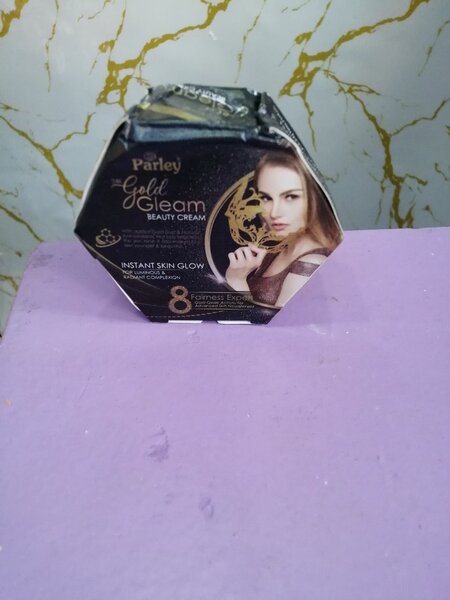 Parle gold crème 8