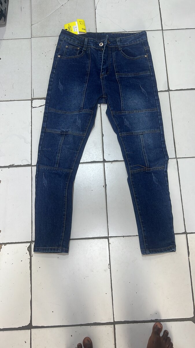 Jeans déchirés pour homme