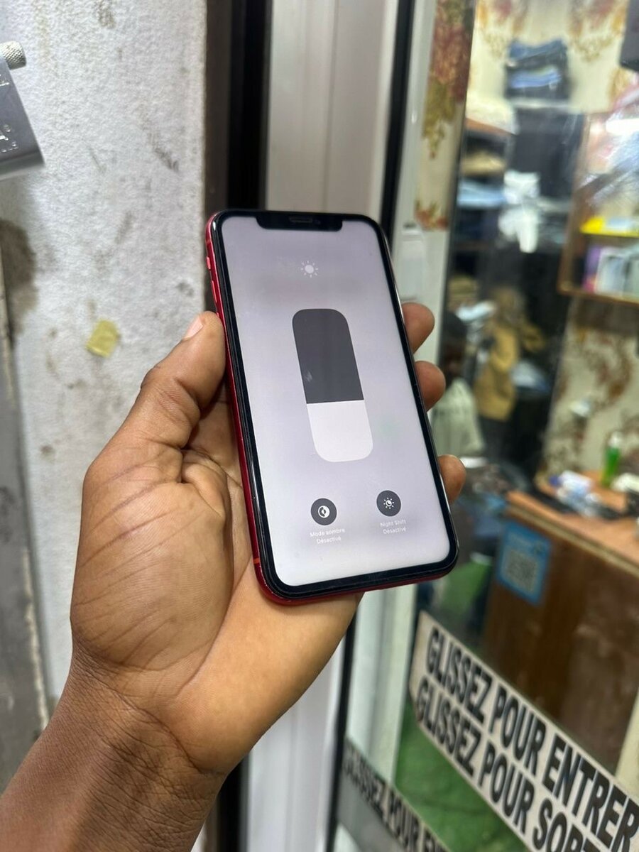 Disponible 11 simple 64GB Face ID désactiver écran changé ba