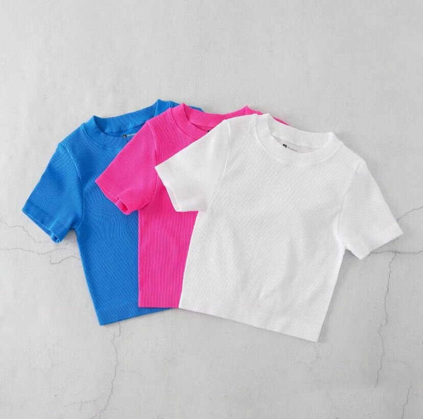 Lot de Crop Tops Colorés