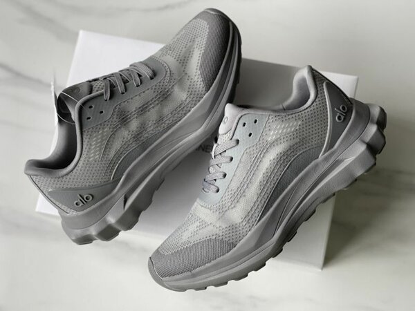 Baskets sport homme grises