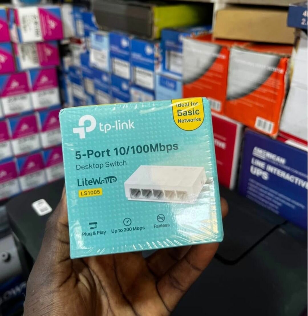 Switch 5 Ports Dlink et Tplink