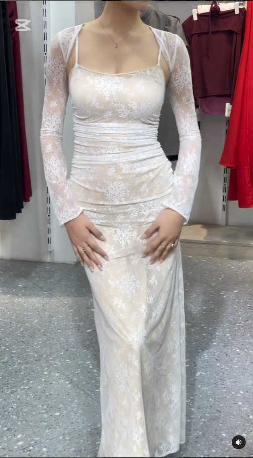 гипюровое платье 