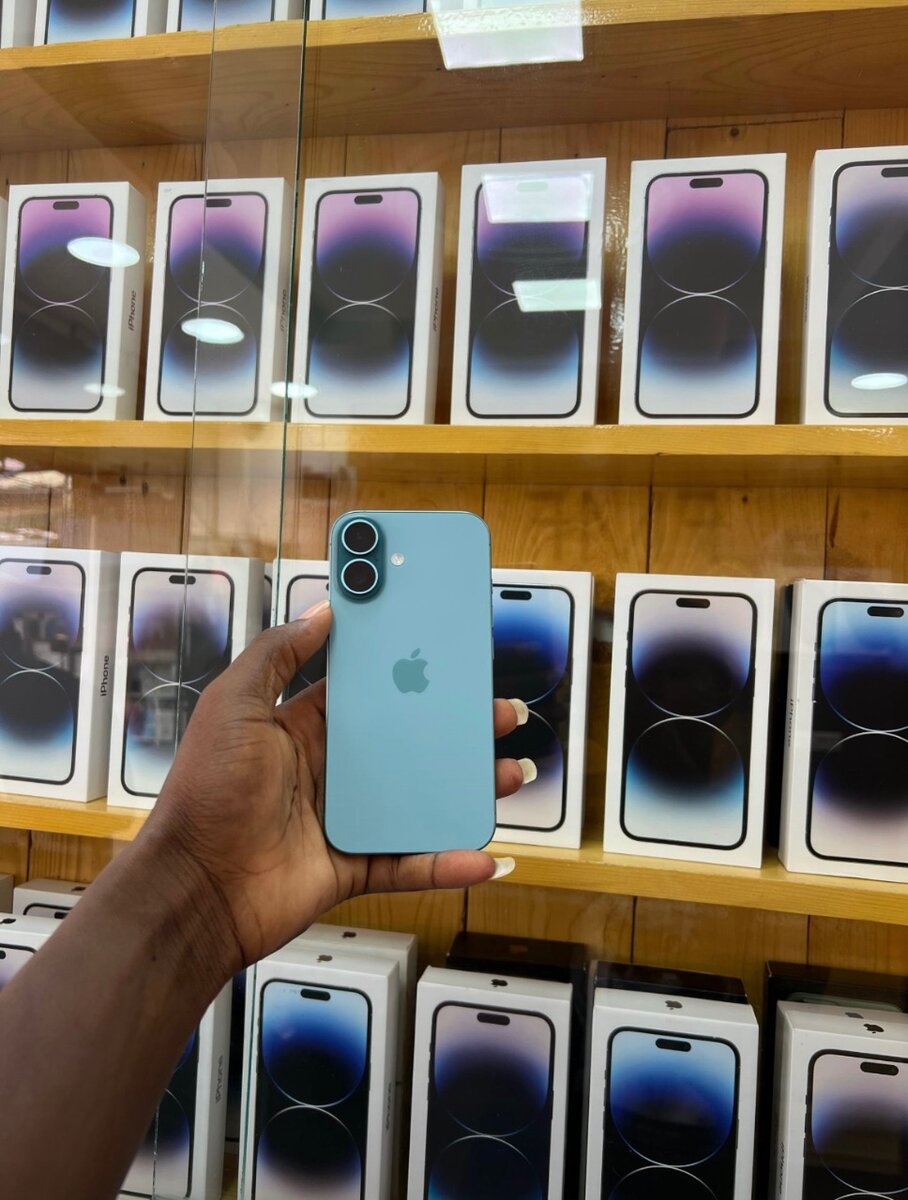 iPhone 16 128gig