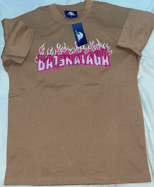 T-shirt imprimé tendance