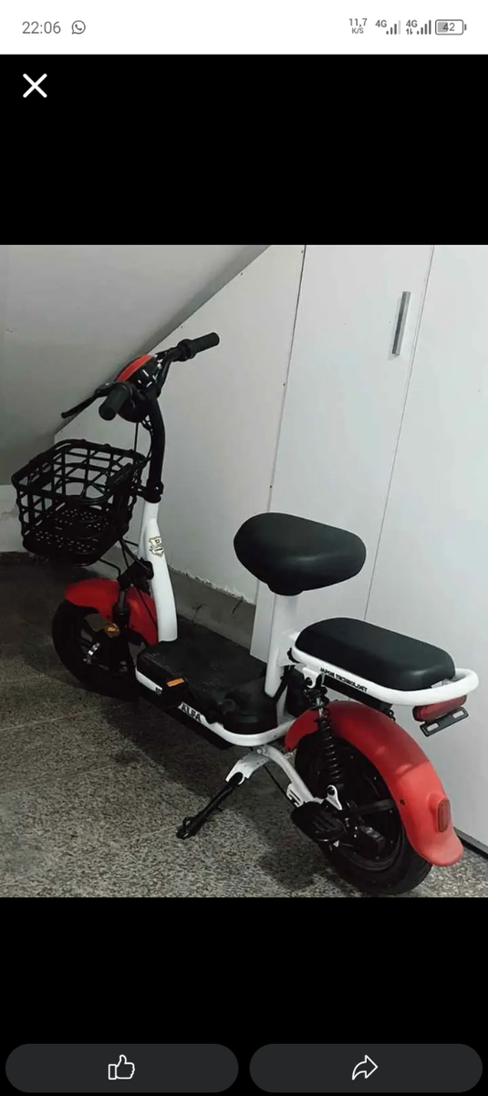 Tricycle électrique pliable rouge