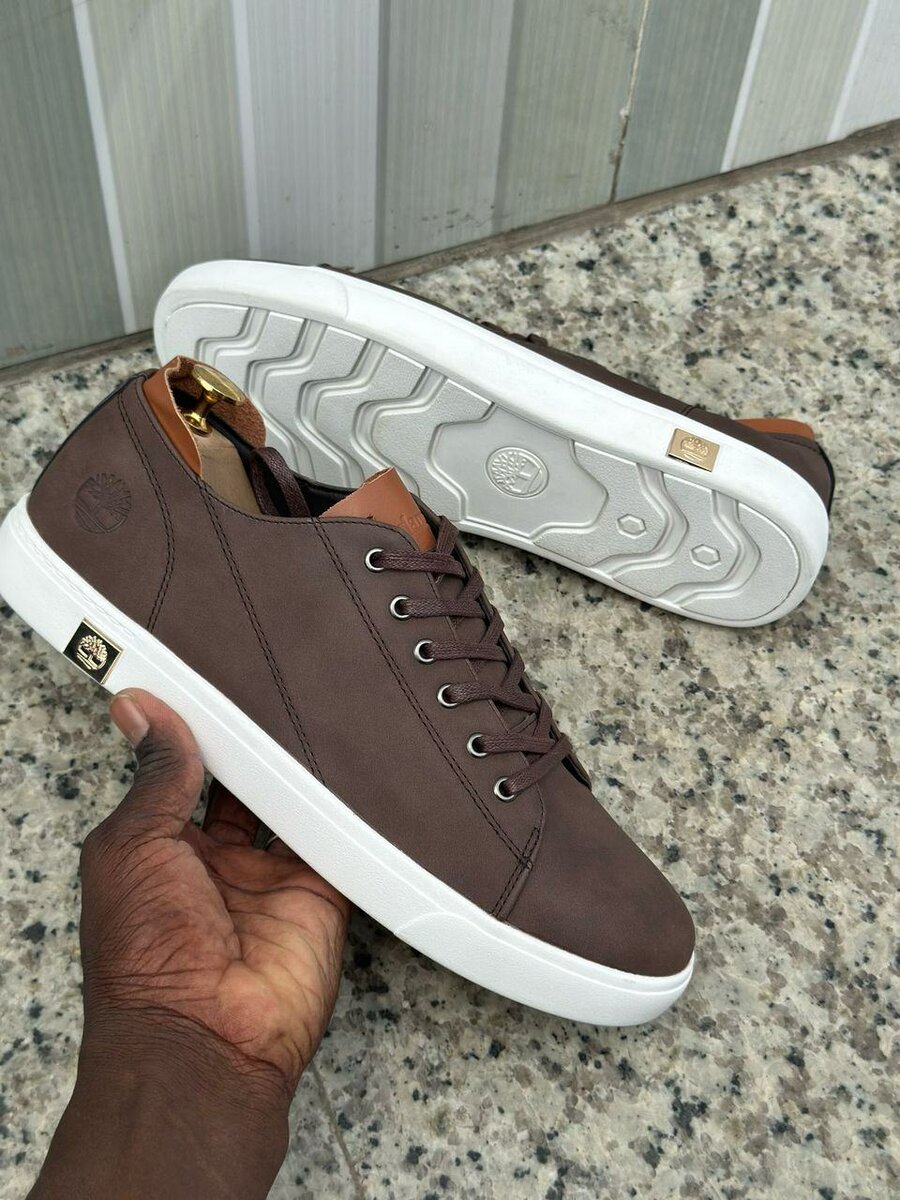 Sneakers en cuir élégants