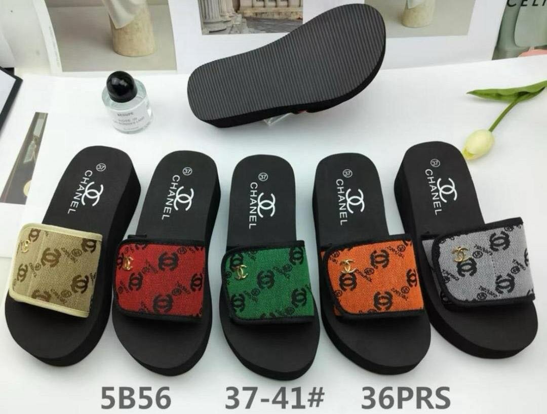 Mules élégantes en cuir