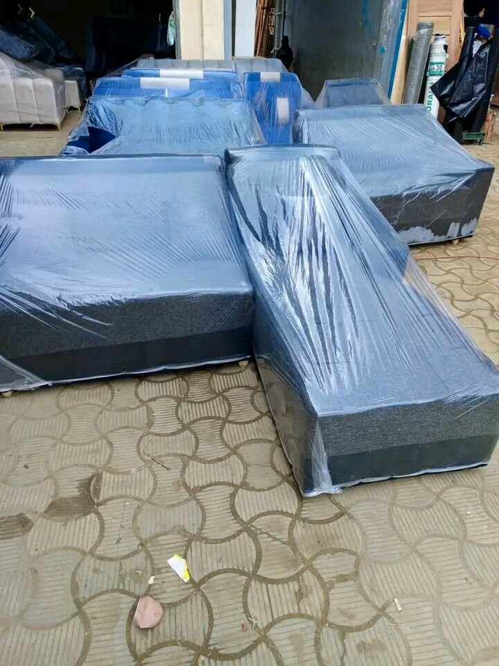 Canapé d'angle moderne en tissu