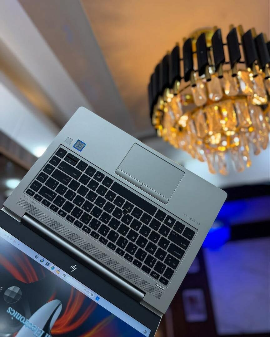 HP ELITEBOOK