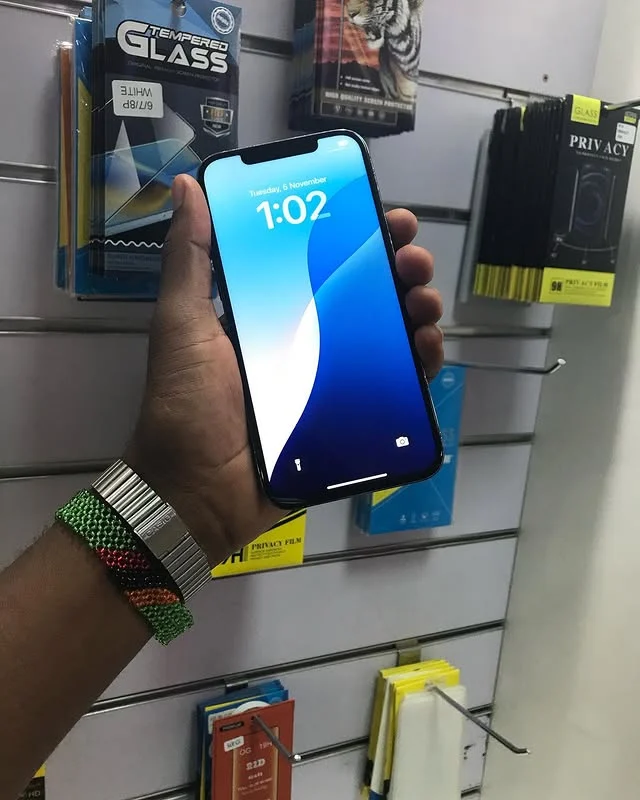 BRAND NEW IPHONE 🍏 pro 