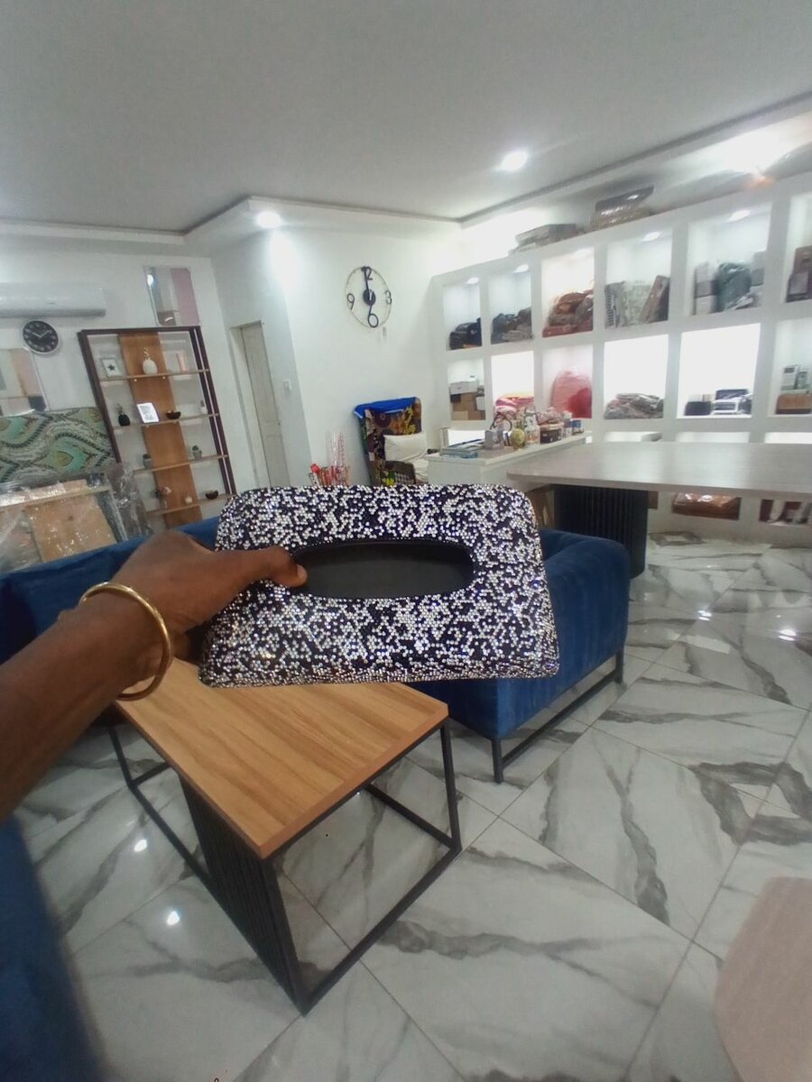 Boîte à mouchoirs élégante