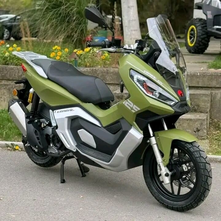 Scooter ADV 125cc puissant