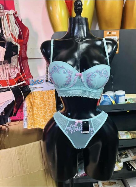 Ensemble Lingerie Dentelle Bleu