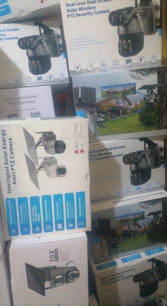 Dual Lens Ptz and Dual panel solar system camera