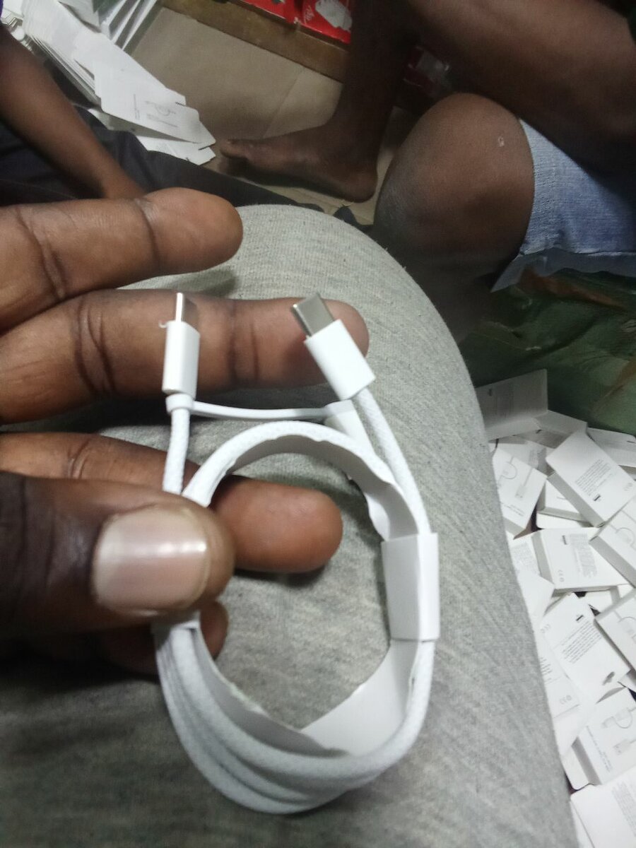 Câble de Charge USB-C et Lightning