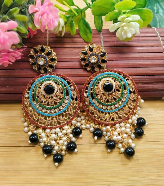 Ladies earrings