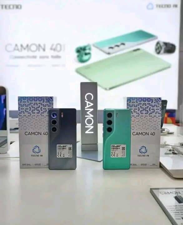 Smartphone Tecno Camon 40
