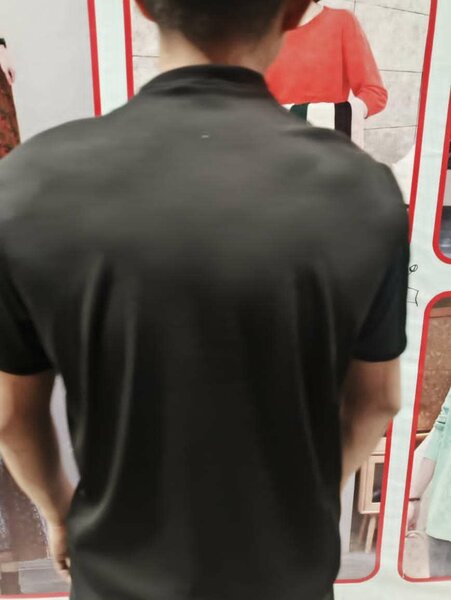 Фудболка черный однотонный