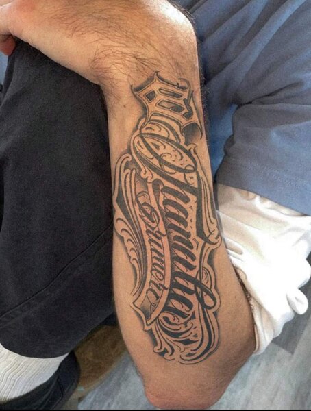 Tatouage Lettrage Artistique