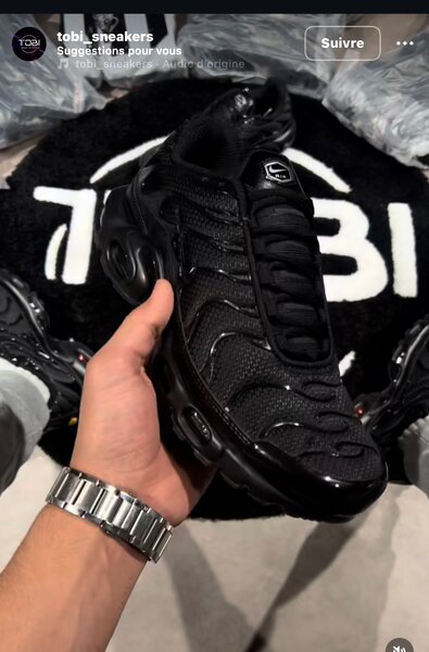 Baskets noires modernes homme