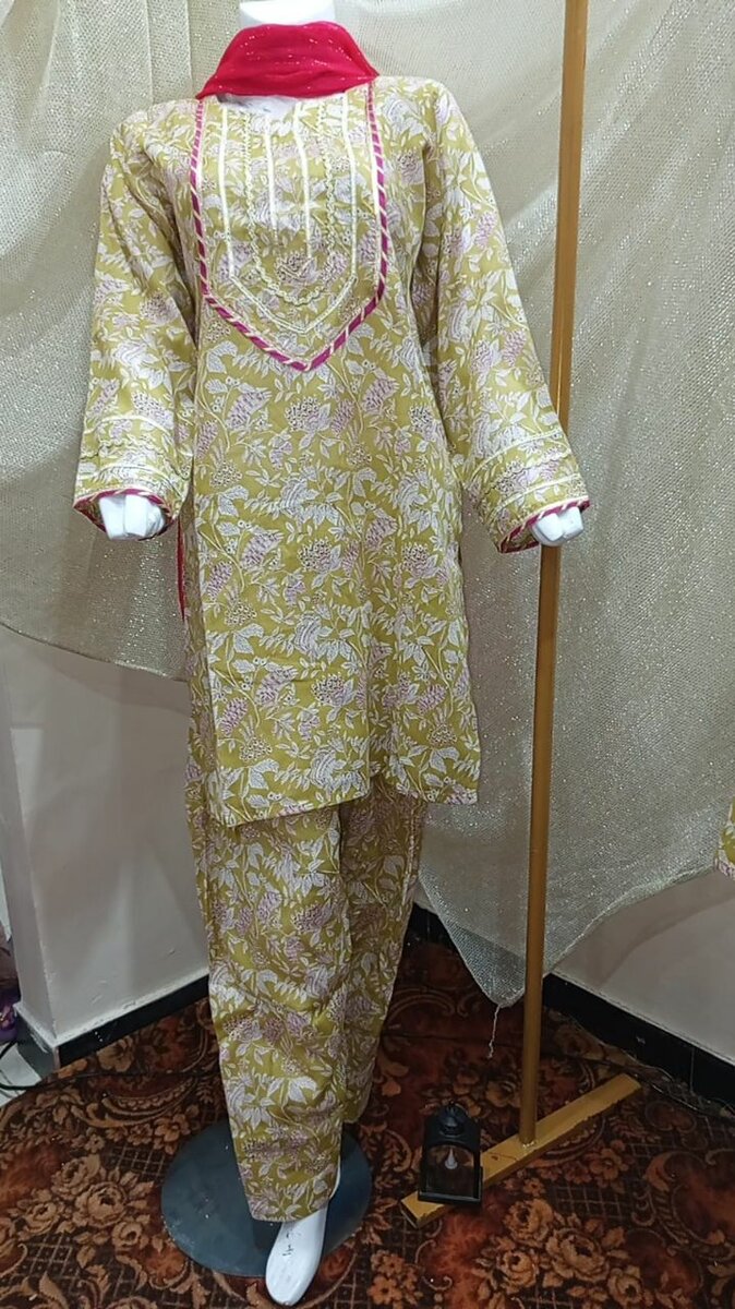 Farshi suit
