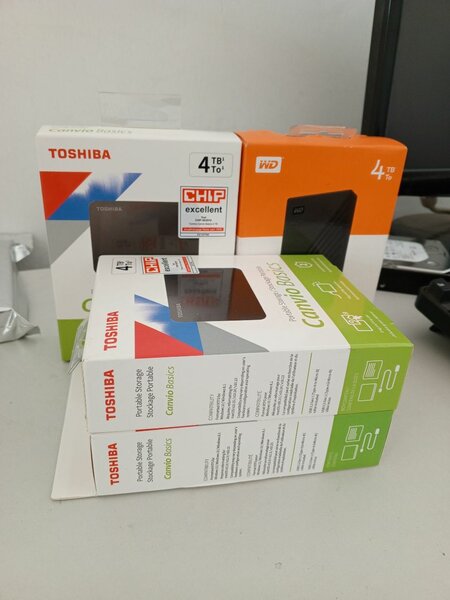 4TB Toshiba Canvio Basics