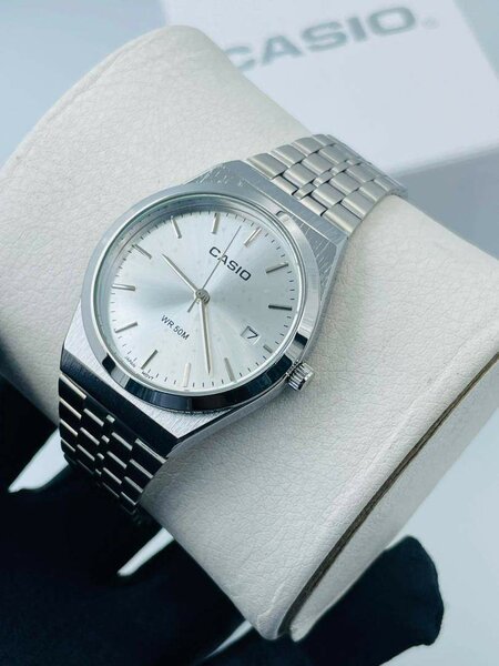 Montre Casio Acier Inoxydable