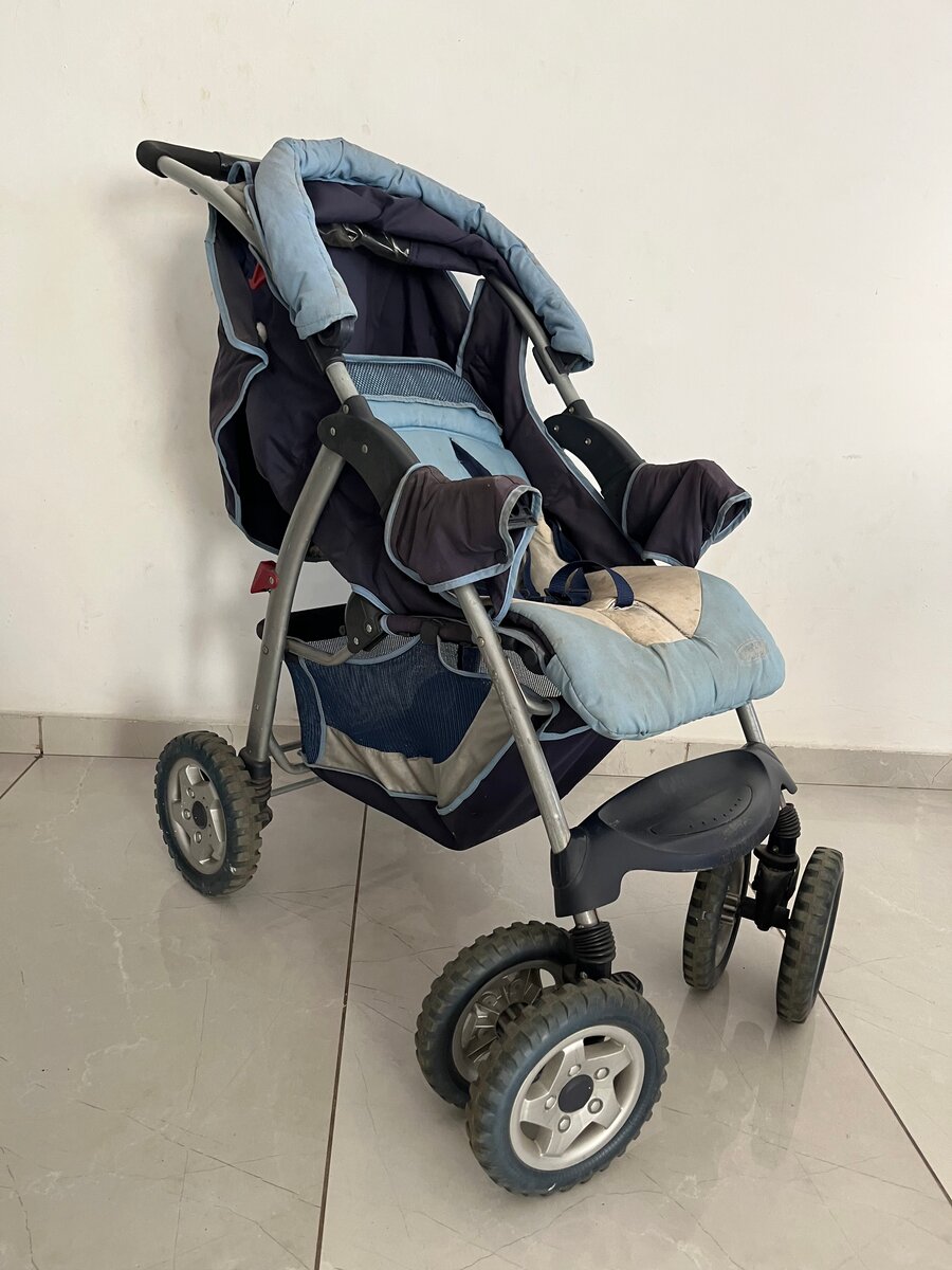 Poussette bébé tout-terrain