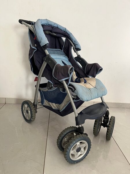 Poussette bébé tout-terrain