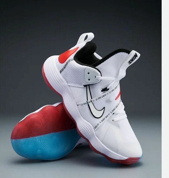 NIKE REACT HYPERSEC