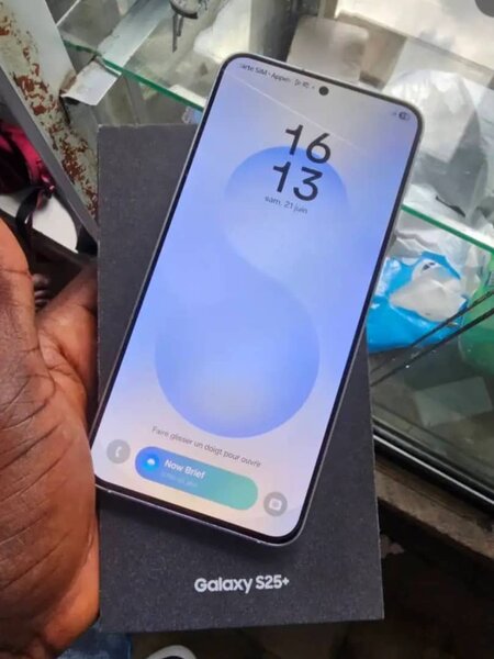 Galaxy S25+ Smartphone