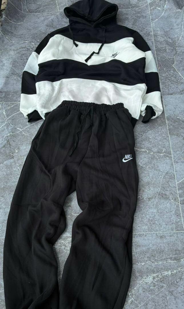 Ensemble confort Nike pour hommes