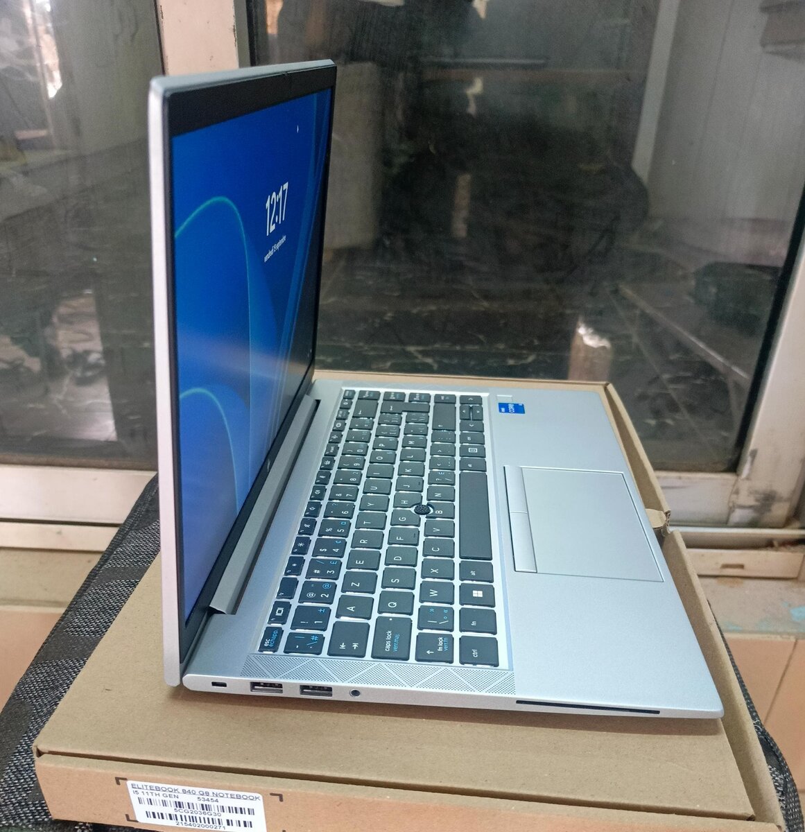 HP ELITEBOOK