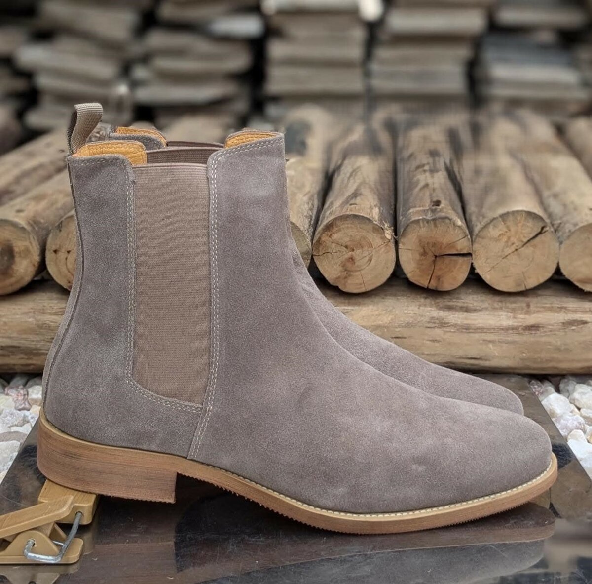 Bottes de couleur beiges