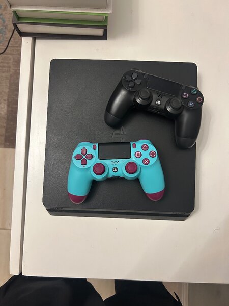 Ps 4 Slim