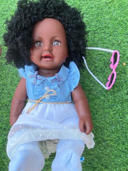 Poupée bébé africaine