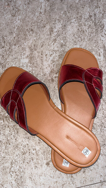 Sandales élégantes en cuir femme