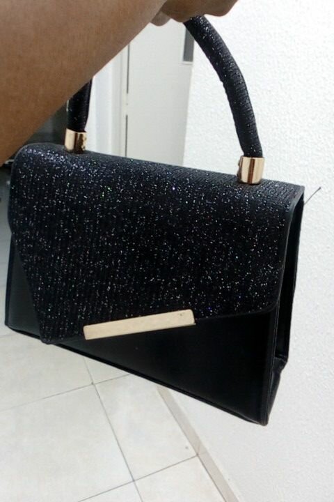 Sac à main élégant noir