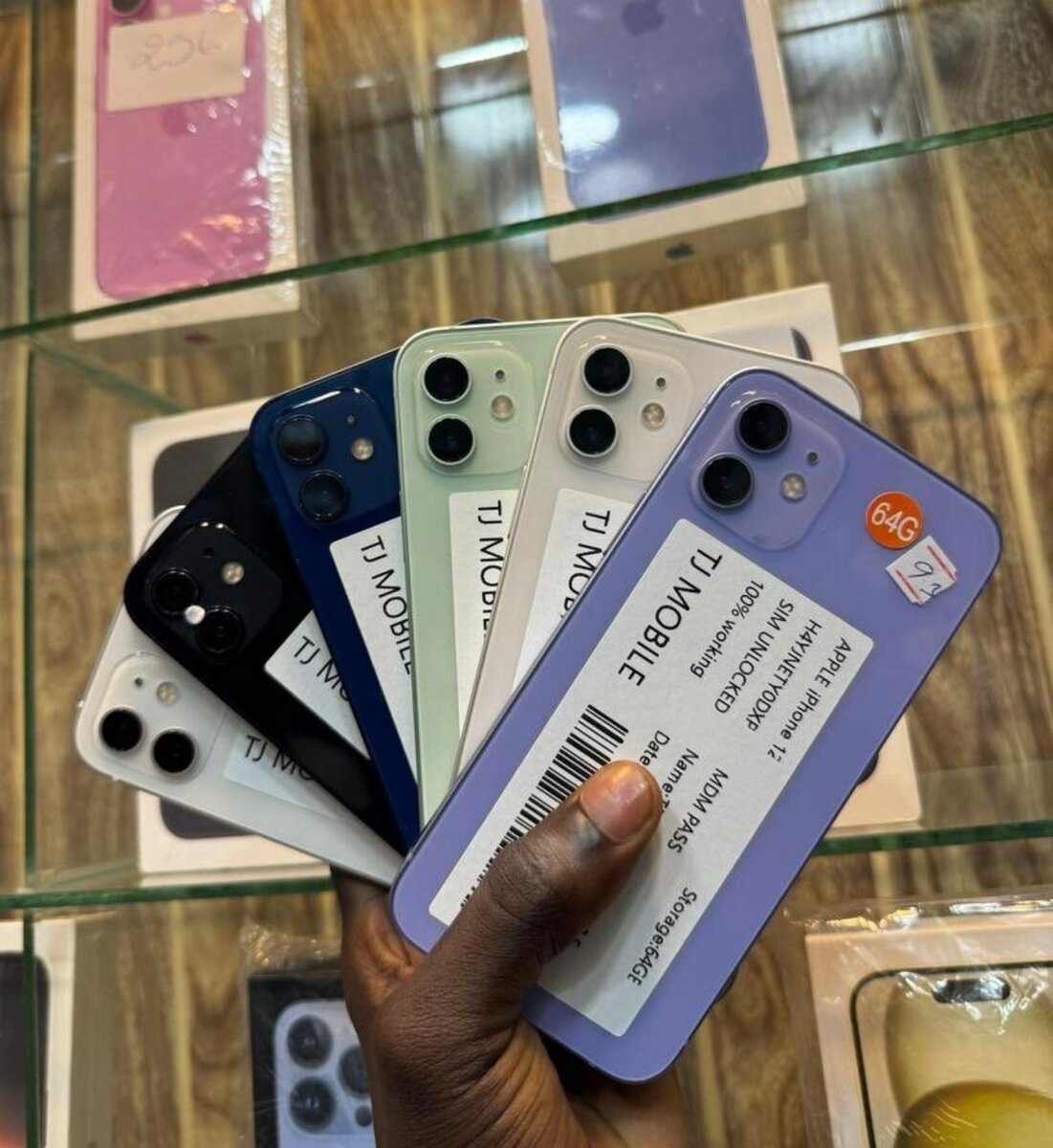 iPhone 12 simple 64Go