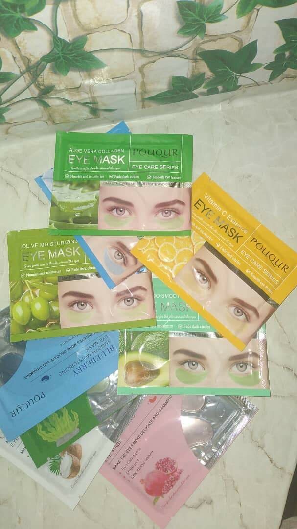 Masques pour les yeux revitalisants