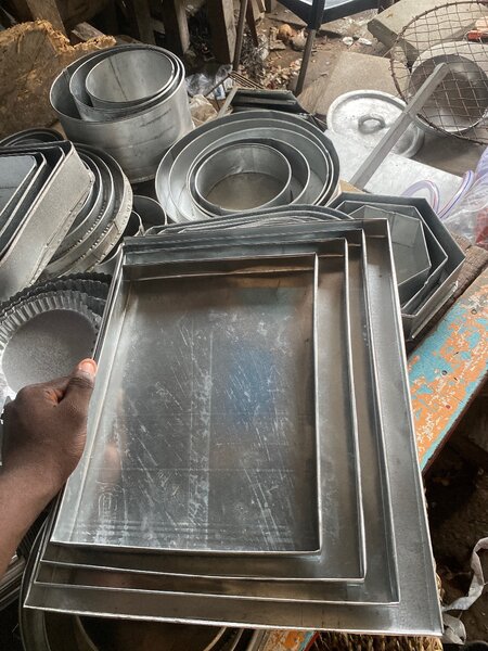 Plateau de four disponible..