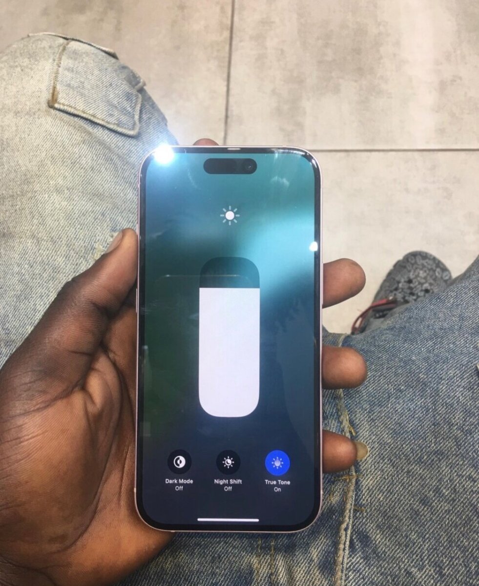 iPhone 15, 128gig