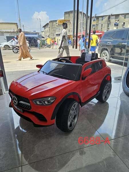 Voiture électrique pour enfants